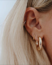 Load image into Gallery viewer, Lightning Bolt Studs // Gold
